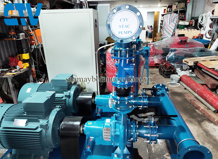 Lắp đặt hệ máy bơm tăng áp công nghiệp 55 Kw tưới cỏ trang trại